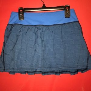 LULULEMON skort!
